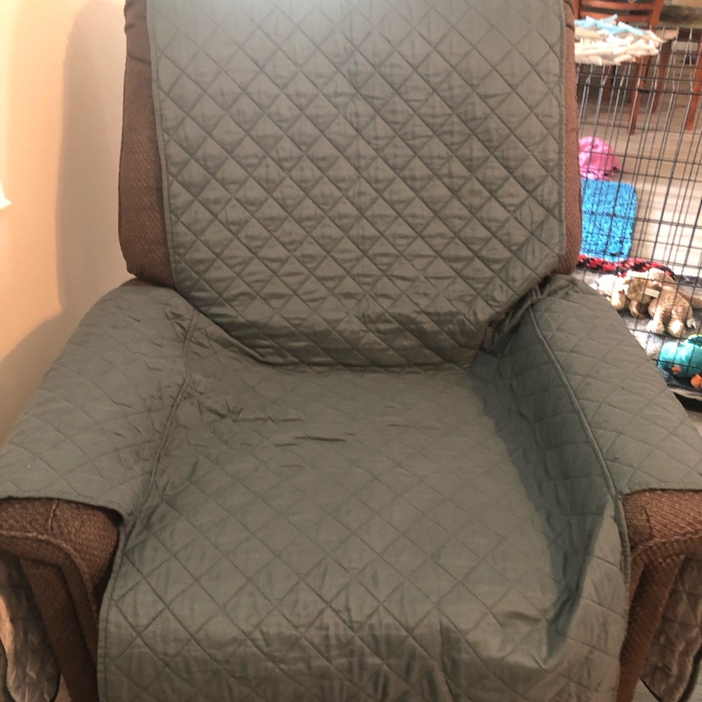 Quilted Recliner/Chair Cover/Protector